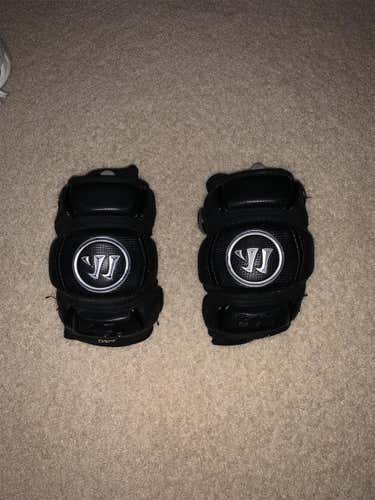 Used Medium Warrior Evo Pro Elbow Pads