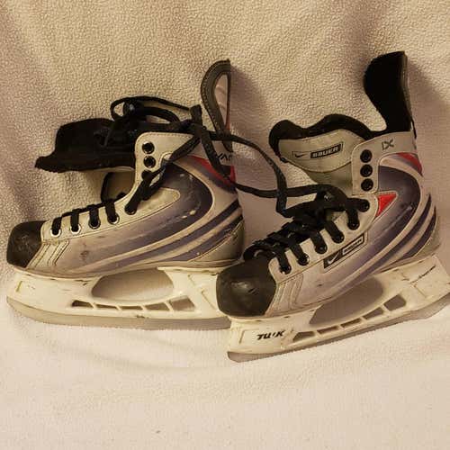 Used Bauer Vapor IX Skates Size 3 D