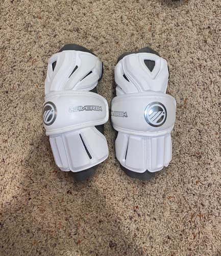 New Medium/Large Maverik Rome RX3 Arm Pads