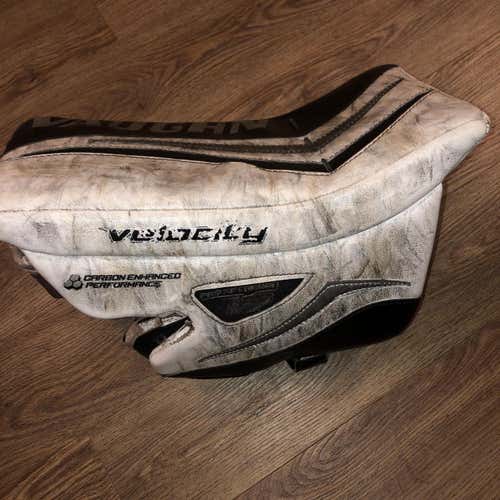 Vaughn Velocity V7 XF Glove And Blocker