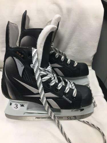 Junior Size 3 Reebok SC3 87 Fitlite Ice Hockey Skates