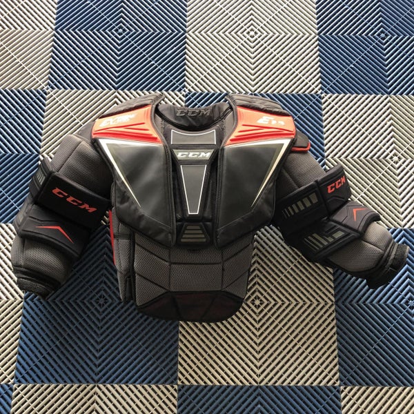Senior Medium CCM Extreme Flex Shield E2.9 Goalie Chest Protector