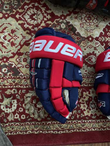New Bauer Classic 4-Roll 13" Pro Stock Gloves