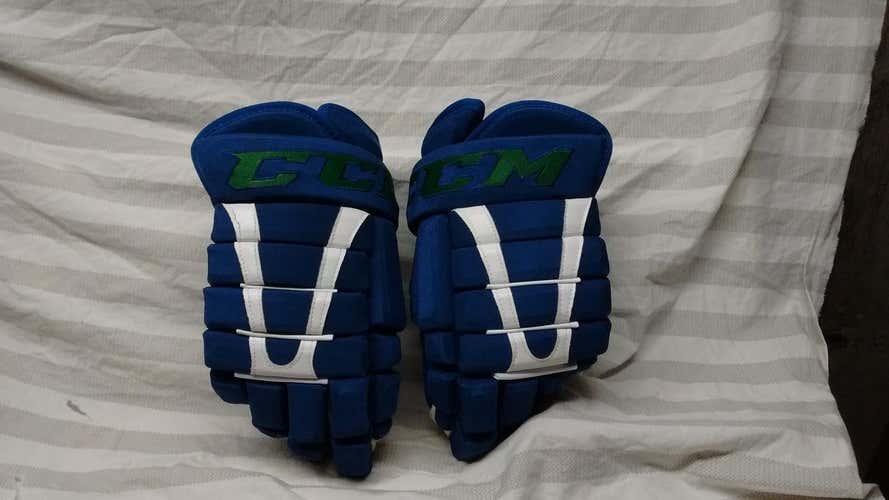 Blue Used Senior CCM HG96 Gloves 14" Pro Stock
