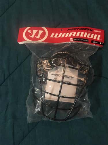 Warrior FB Box Mask - BLACK - M/L
