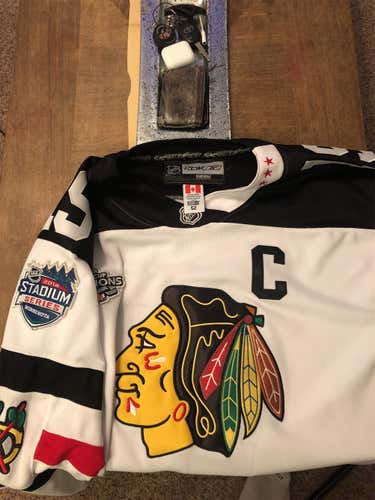 TOEWS NEW jersey