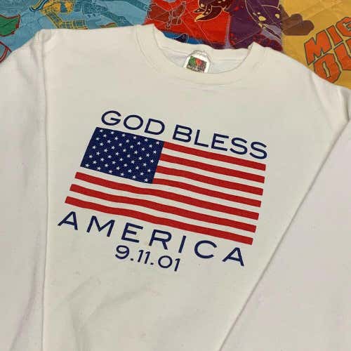 Remember 9/11 Crewneck Sweatshirt Adult M White God Bless America USA New York