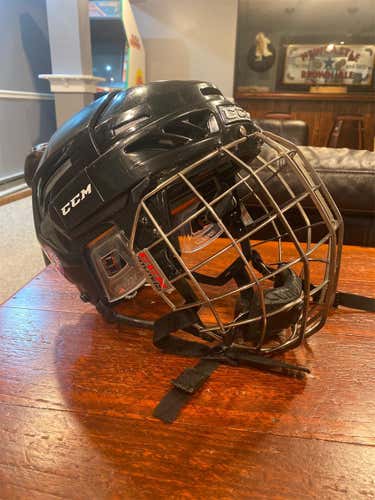 Black Used Medium CCM Fitlite 3DS Helmet