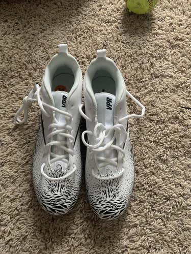 White New Adult Men's 11 (Women's 12) Detachable Cleats Nike Low Cut