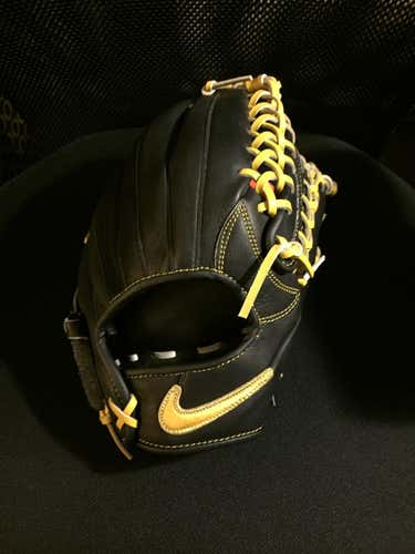 Nike Shado Edge Outfield 12.5" Baseball Glove Yellow/Black New