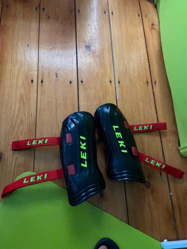 Leki Black Used Slalom Shin Guards One Size Fits All
