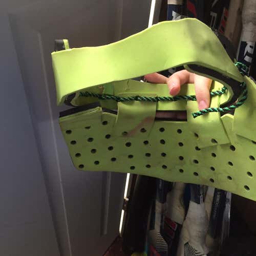 Used Maltese Neck Gel