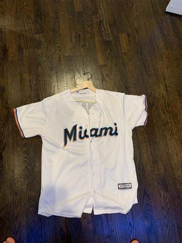 Men's Medium  Jersey