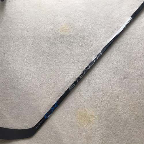 New Right Handed Easton Stealth CX Mid Pro Stock Hockey Stick