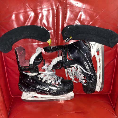 Bauer Vapor 1X Size 7.5 (LS4 Blades)