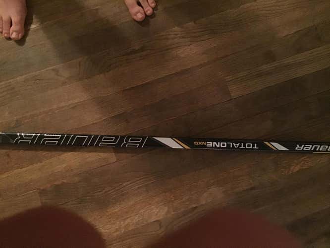 Jordan Staal prostock Bauer nxg