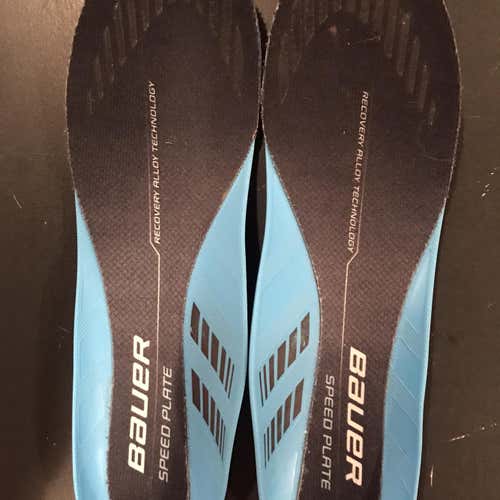 New  Bauer Speedplates Size 9-10