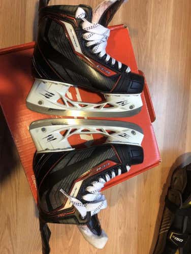Used CCM JetSpeed 290 D&R (Regular)  Size 4.5 Hockey Skates