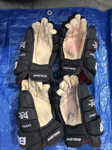 Black Used Bauer Vapor 1X Pro 15" Pro Stock Gloves Zadorov Colorado Avalanche Game Used