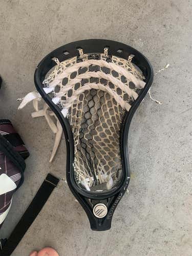Used  Strung Tactik Head Throne Fiber 2
