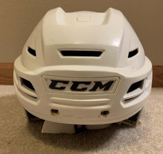 White Used Medium CCM Resistance Helmet