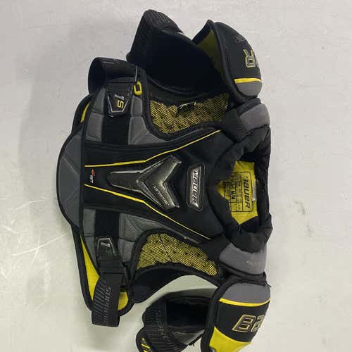 Used Medium Bauer Supreme 1S Shoulder Pads