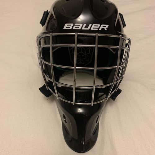 Black Senior Bauer NME 4 Goalie Mask