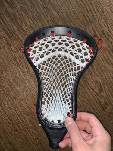 Strung Critik U