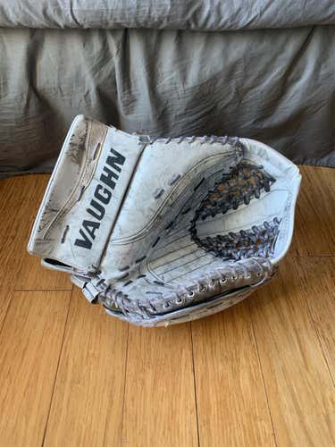 Vaughn Ventus LT88 Senior Glove