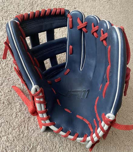 Barely Used! Just Out of Wrapper! Easton Jose Ramirez 2020 Professional Reserve 12" RHT