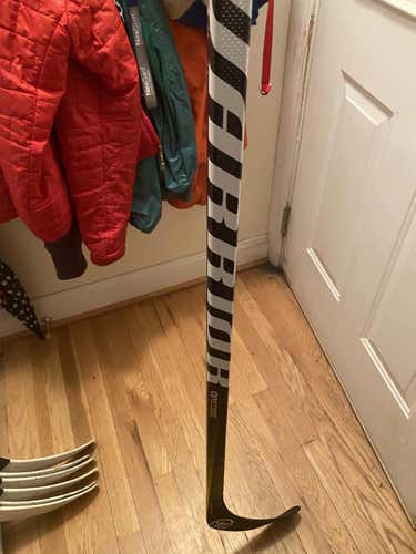 New Senior Warrior Right Handed Covert QR Edge Hockey Stick Toe Pro Stock