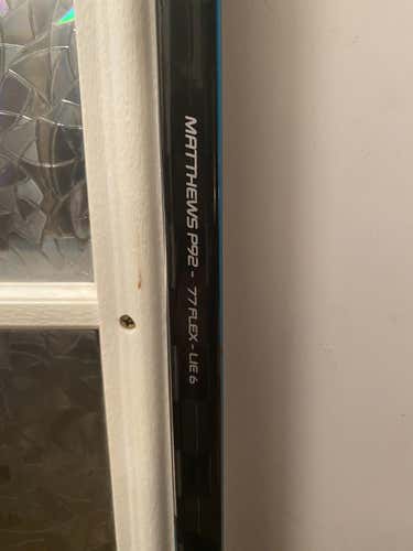 New Senior Bauer Right Handed Nexus 2N Pro Hockey Stick Mid