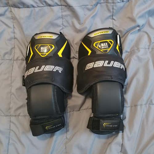 Used Bauer Supreme Senior Knee Pads