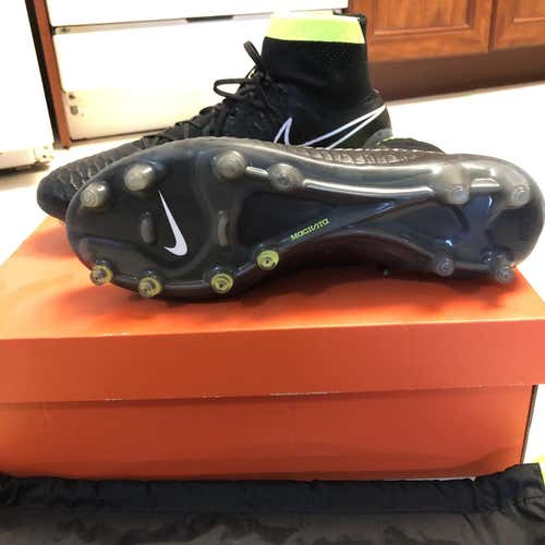 Black New Men's 9.5 (Women's 10.5) Nike Magista Obra FG Cleats