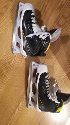 Used Senior CCM 6092 Goalie Skates Size 10