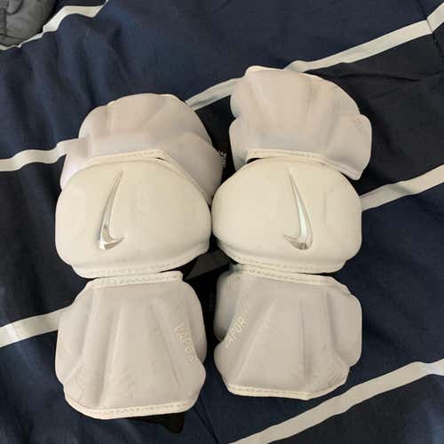 Used Large Nike Vapor Arm Pads