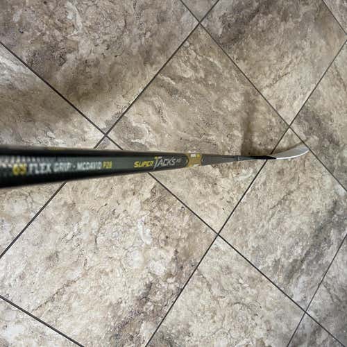 RH 65 INT CCM Super Tacks AS1 P28