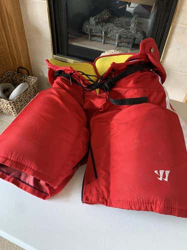 Red Used Senior Medium Warrior Franchise Hockey Pants