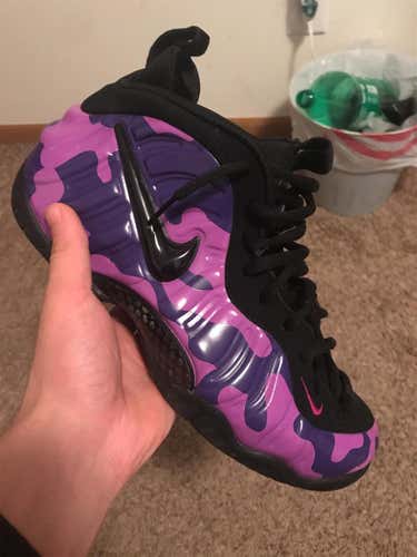 Nike Foams Purple Camo size 10.5