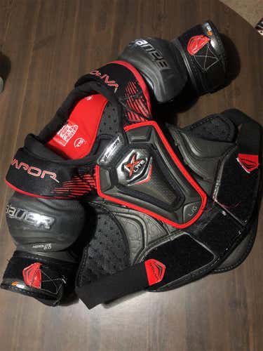 Used Large Bauer Vapor 1X Lite Pro Stock Shoulder Pads