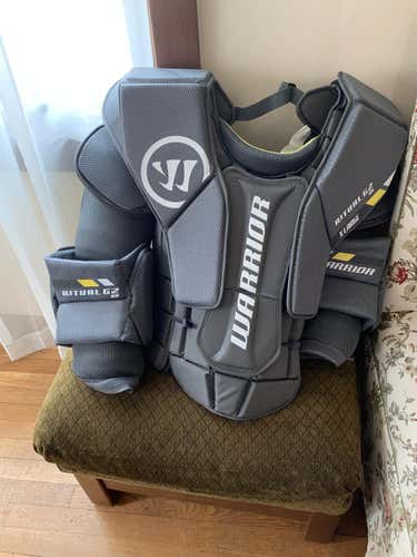 Used Senior XL Warrior Ritual G2 Goalie Chest and Arm Protector Goalie Chest Protector