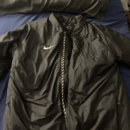 Black Men's XL Nike Jacket