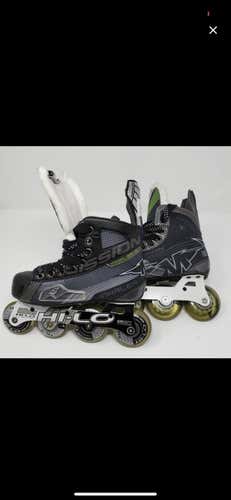 Junior Mission Inhaler AC7 E&W (Wide) Size 5 Inline Skates