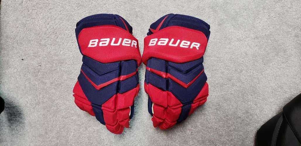 Team USA Supreme NXG Gloves 14" Like New