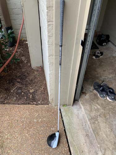 Used Men's TaylorMade Right Handed 2017 M2 Driver Stiff Flex Loft 9.5