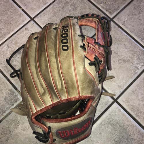 Used Red And Gray Wilson A2000 DP15 11.5”