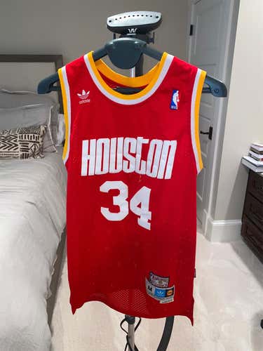 Adult Medium Adidas Jersey