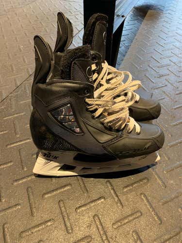 New True Pro Custom E&W (Wide) Pro Stock Size 7.5 Hockey Skates