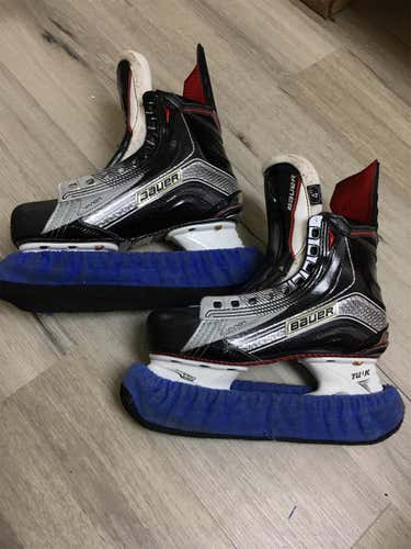 Used Bauer Vapor 1X EE (Extra Wide)  Size 4 Hockey Skates