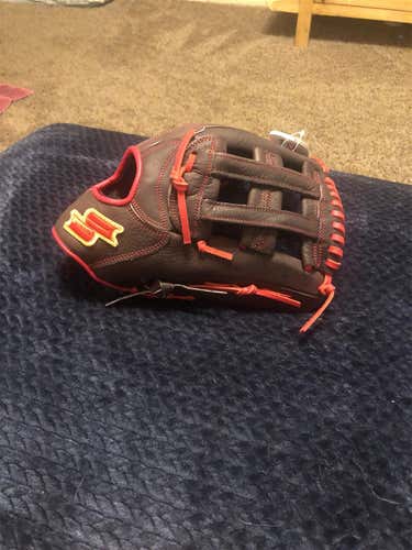 New Outfield Red Line 12.5" Baseball Glove